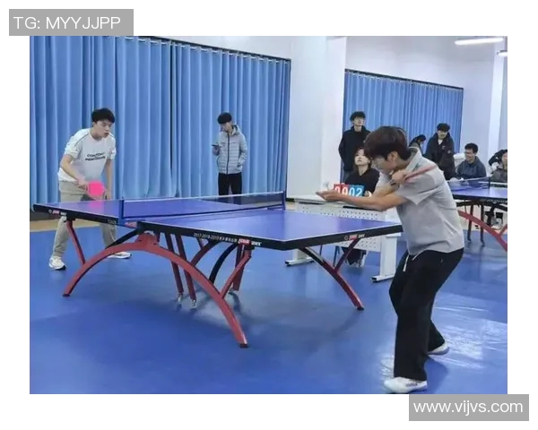 乒乓羽毛球明星选手签名会盛大举行球迷热情互动共庆体育盛事