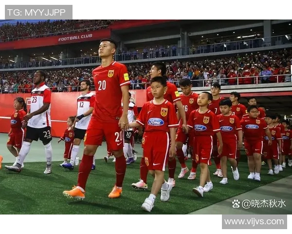 国足全力以赴备战世预赛18强赛争取历史性突破与荣耀 国足全力以赴备战世预赛18强赛争取历史性突破与荣耀