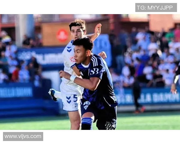 王博豪精准边路传中助攻球队进球展现出色比赛表现