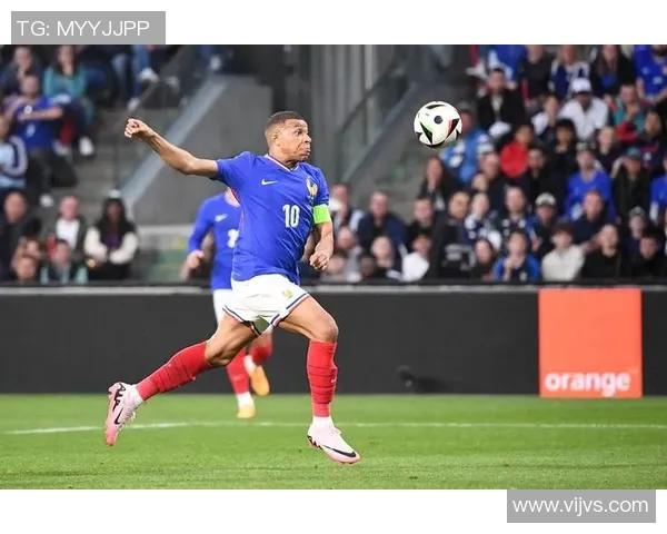 姆巴佩完成转会！皇马官宣法国天才正式加盟球队